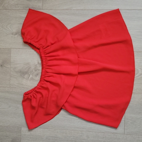 Aritzia Wilfred Off Shoulder Promener Blouse - Picture 2 of 3